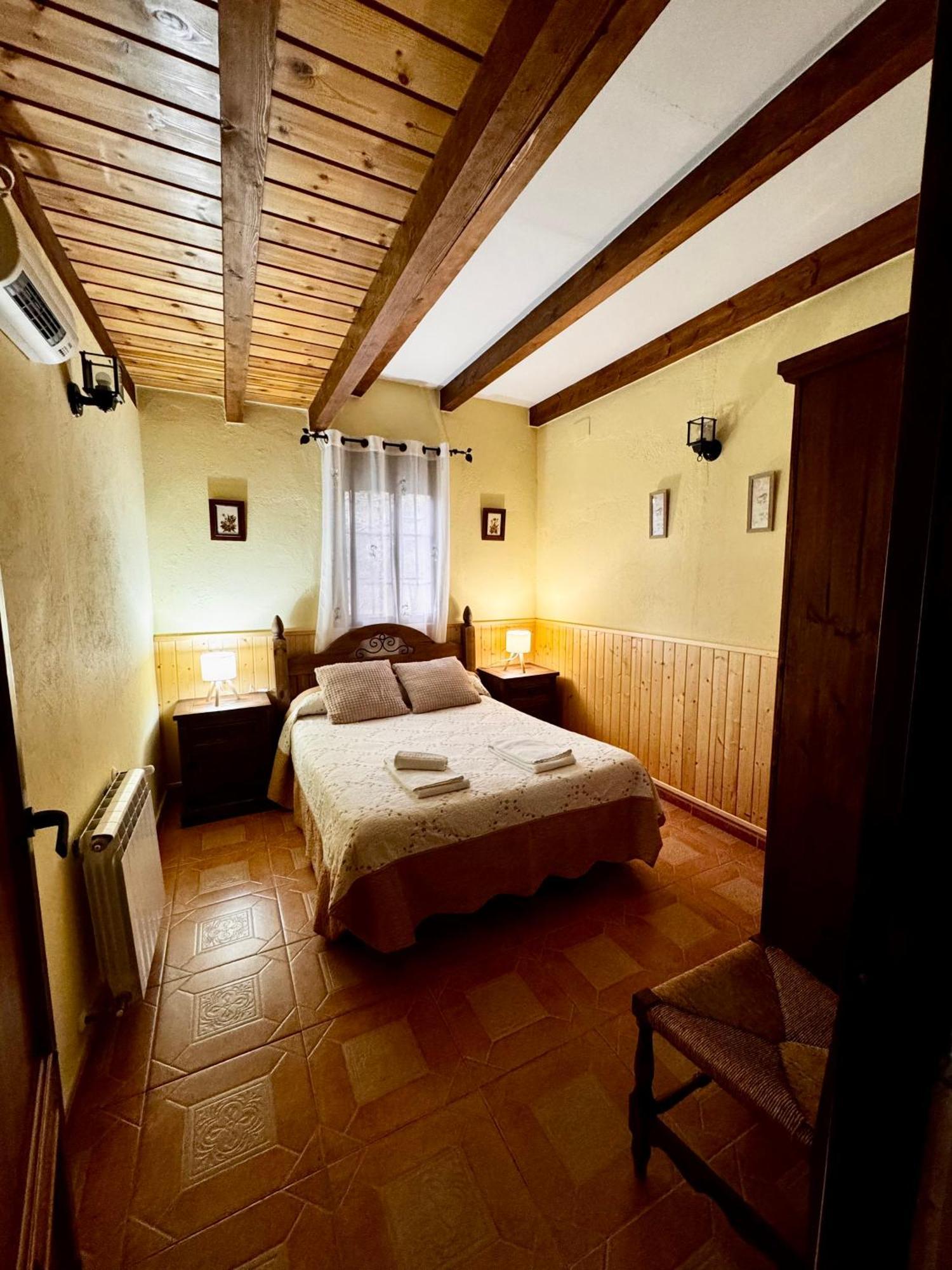 Casas Rurales Carrizosa Navaconcejo Bagian luar foto